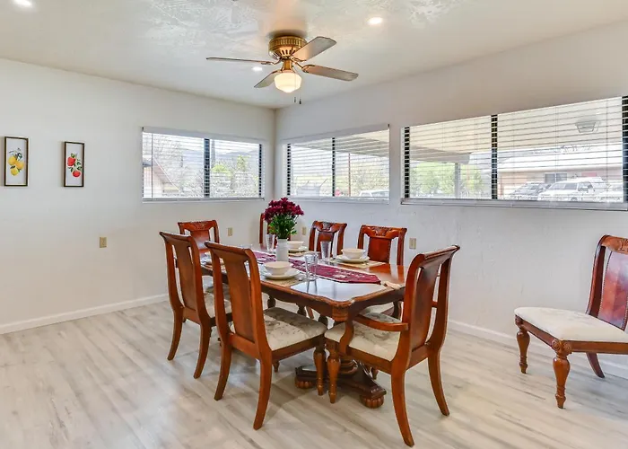 Holiday home Pet-friendly Camp W/ Gas Grill!
